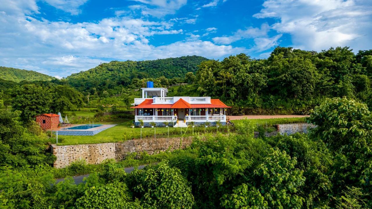 Spicy Mango Ocean Paradise - Luxurious Sea View Villa In Alibaug Christpada Eksteriør billede