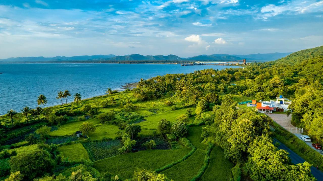Spicy Mango Ocean Paradise - Luxurious Sea View Villa In Alibaug Christpada Eksteriør billede